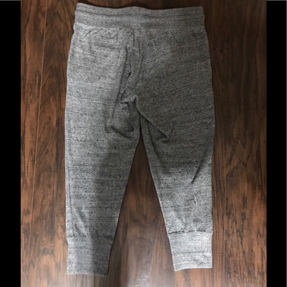 NIKE Capri Length Joggers✨Size Small - Picture 7 of 7